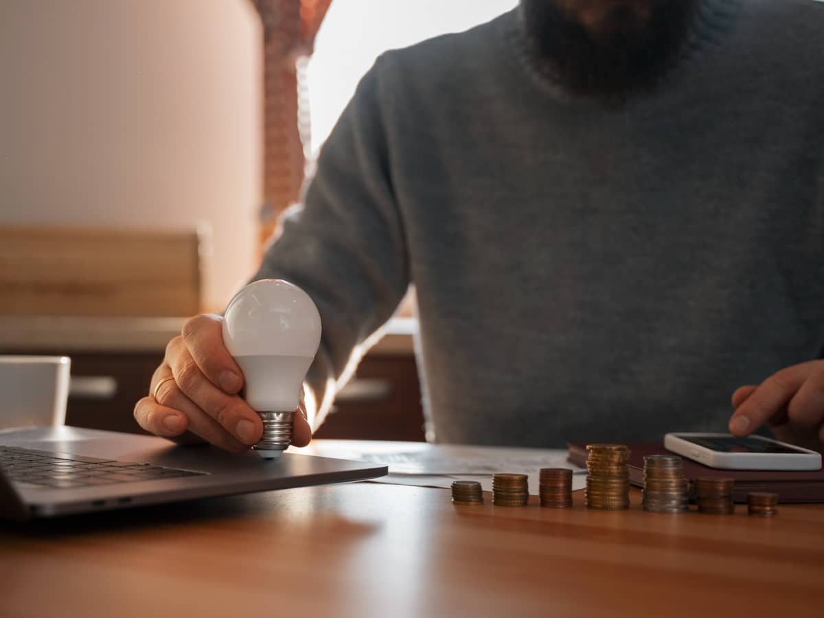 Solar Water Heater Bekerja Tanpa Beban Listrik Tinggi
