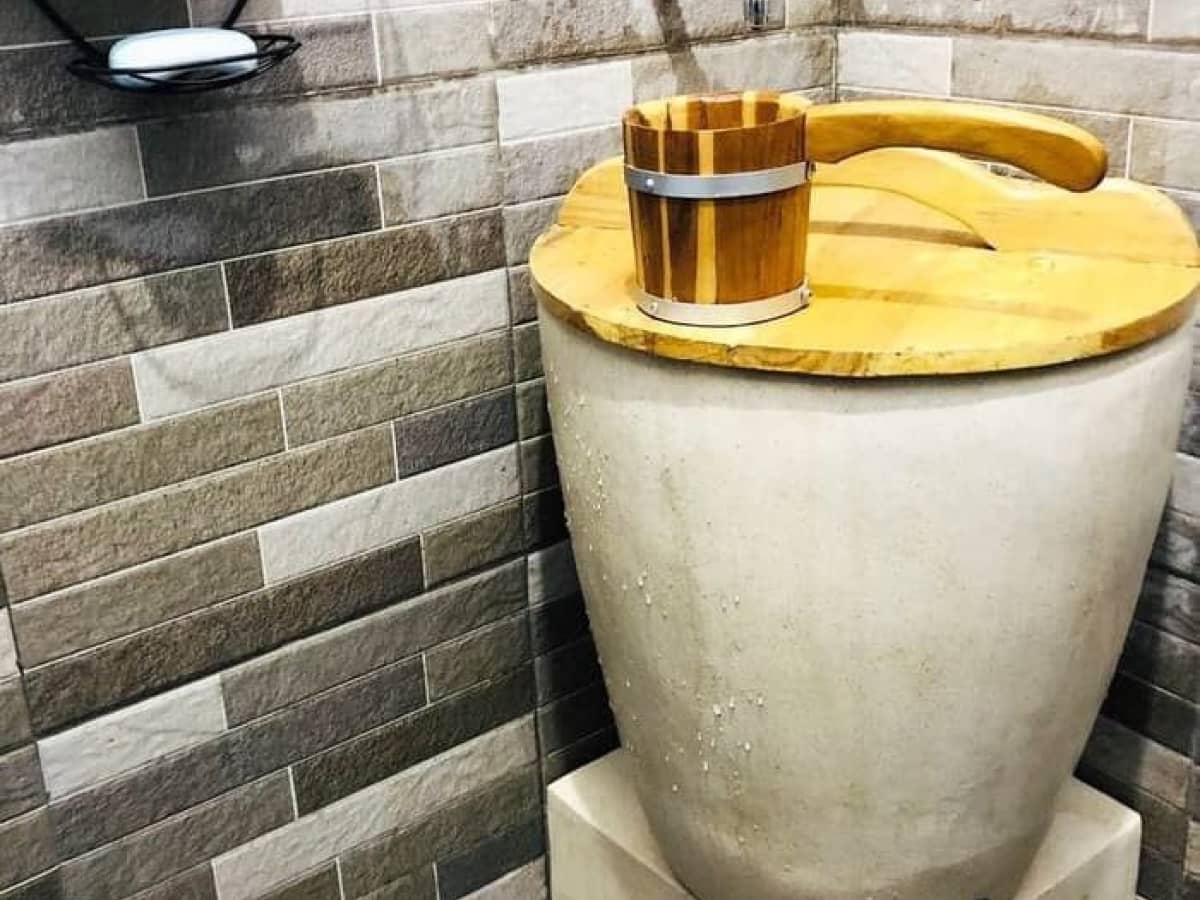 Bak Teraso dengan Tutup Kayu Multifungsi